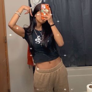 Meet your Posher, Isela